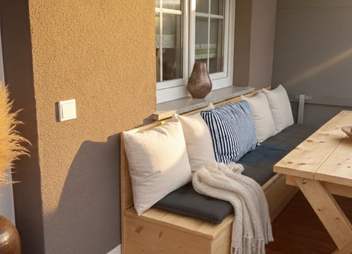 „Ihr Logenplatz im Freien: Genussmomente auf dem Balkon“